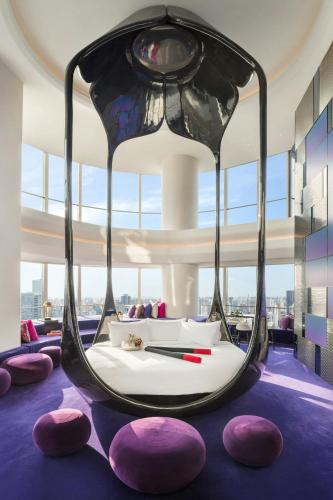 One-Bedroom King Suite with Whirlpool