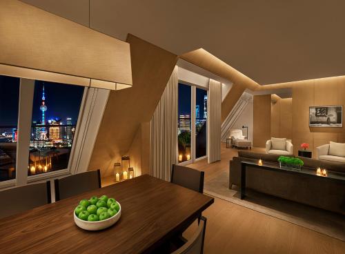 Bund View Terrace Suite