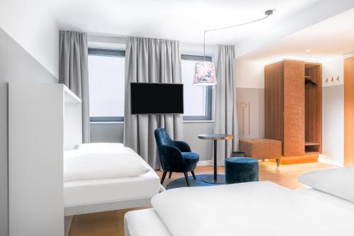 Triple room without view