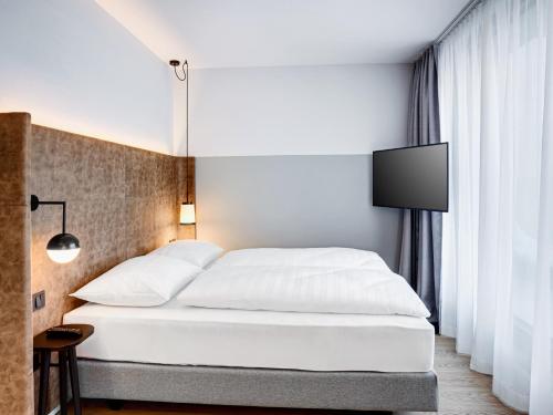 Double Room Mountain View with balcony