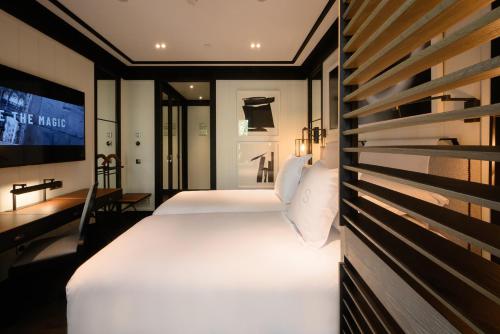Basic Double Room with Spa Access