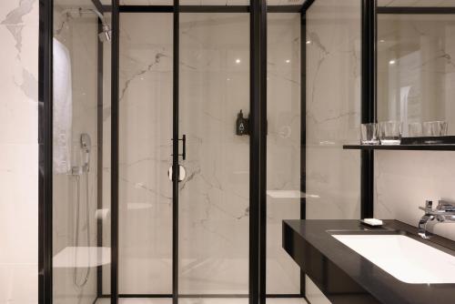 Basic Double Room with Spa Access
