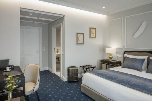 Classic Double Room