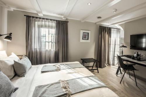 Family Double Room