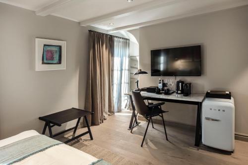 Family Double Room