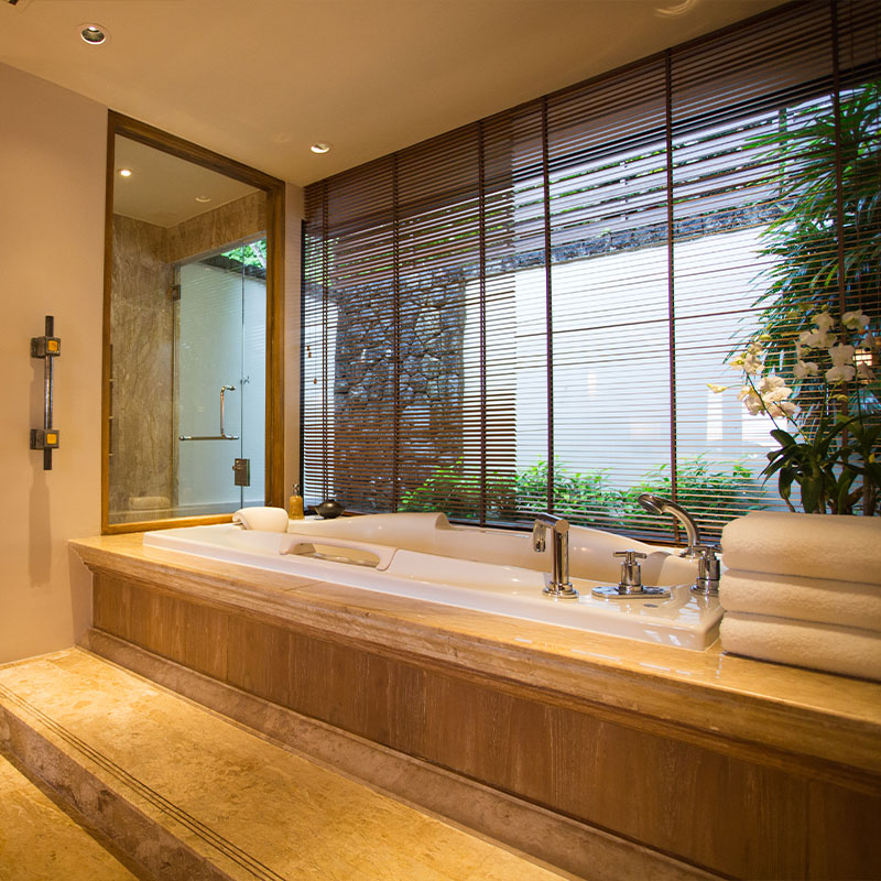 Signature Ocean View Pool Suite