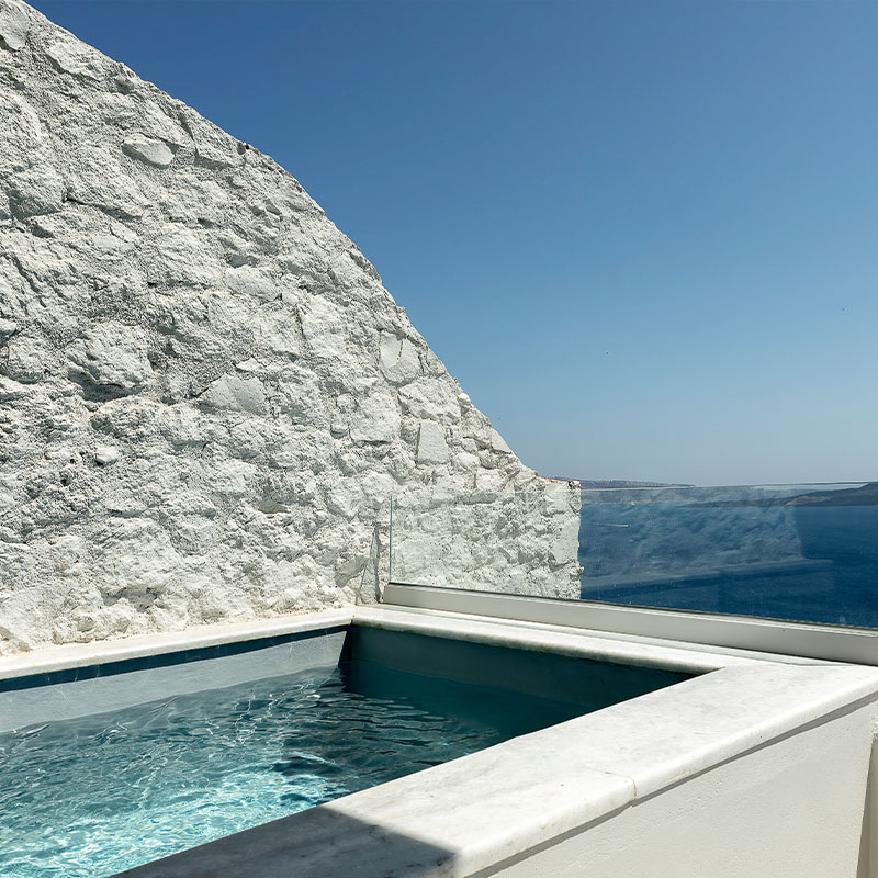 Master Suite with outdoor plunge pool