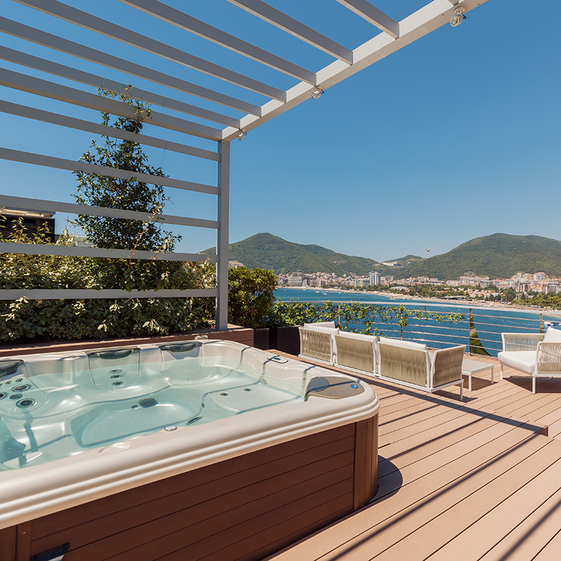 Three-bedroom Penthouse Sea View