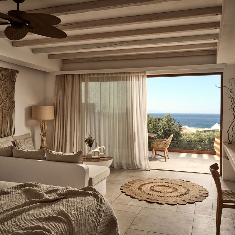 Deluxe Sea View Suite