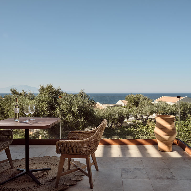 Deluxe Sea View Suite