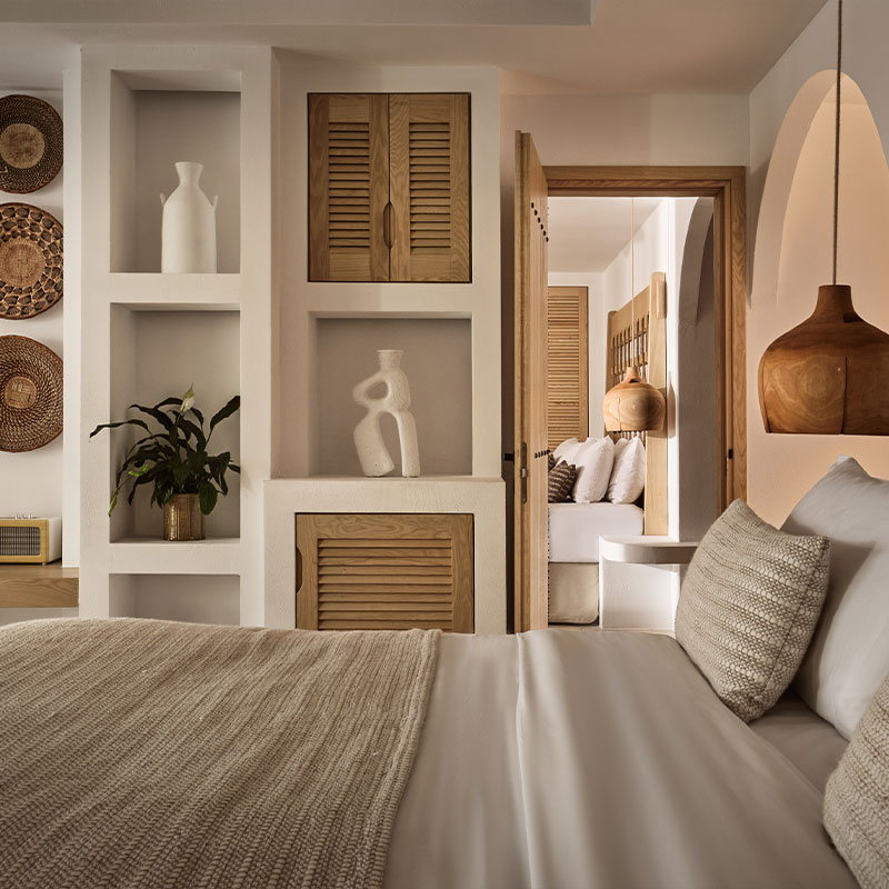 Family Sea View Pool Suite