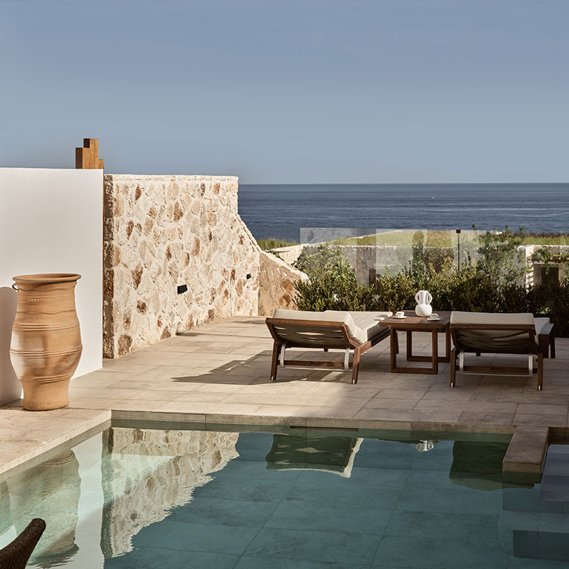 Family Sea View Pool Suite