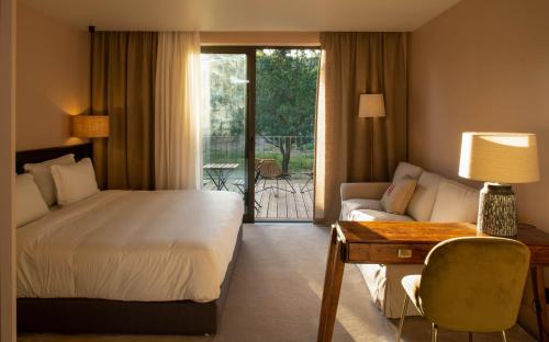 Family Deluxe Double or Twin Room
