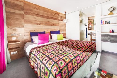 Deluxe Triple Room (3 Adults) 