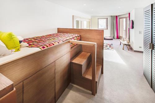 Deluxe Triple Room (3 Adults) 