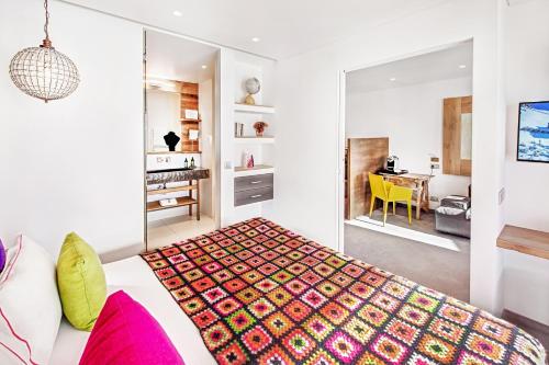 Deluxe Triple Room (3 Adults) 