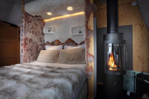 Igloo-Pod Hot Tub