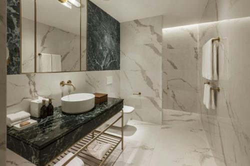 Heritage Junior Twin Suite