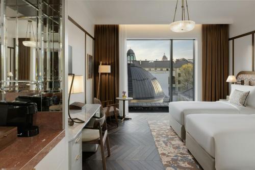 Modern Twin Room