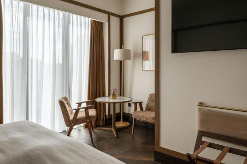 Heritage Grand King Room