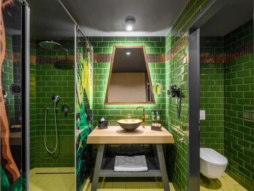 Deluxe King Room with Private Sauna and Panoramic View