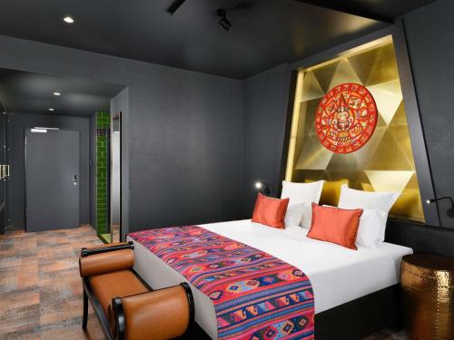 Deluxe King Room with Private Sauna and Panoramic View