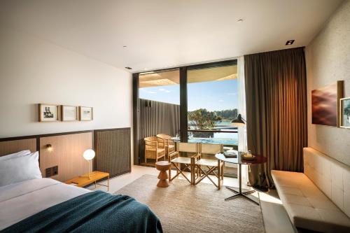 Deluxe Double Room with Sea View