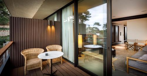 Grand Double Room with Sea View