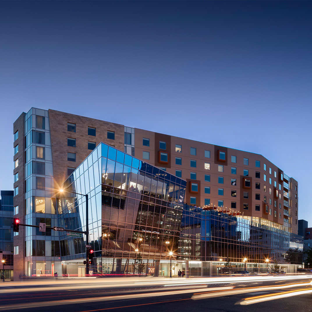 The Art Hotel Denver, Curio Collection by Hilton