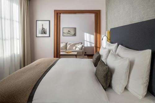Signature Junior Suite