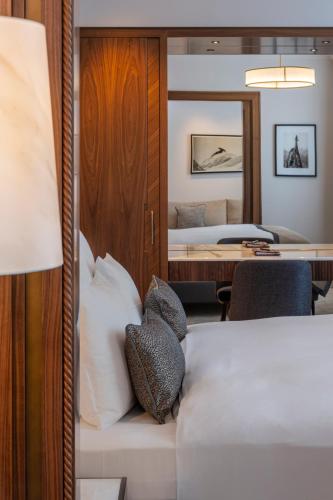 Signature Junior Suite