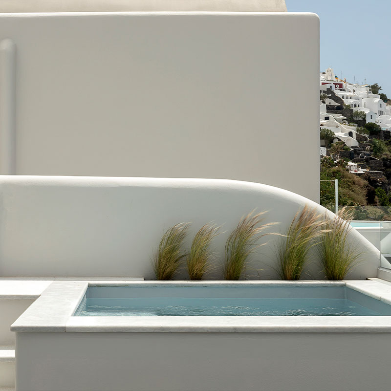 Superior Suite hot tub sea view
