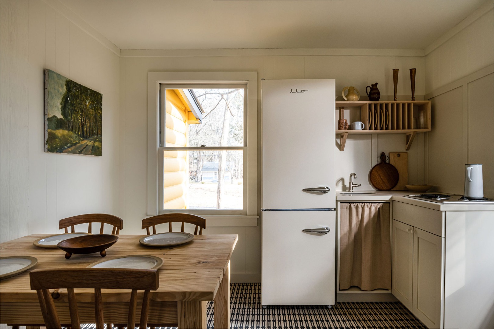 2 Bedroom Kitchenette Deluxe w/Fireplace