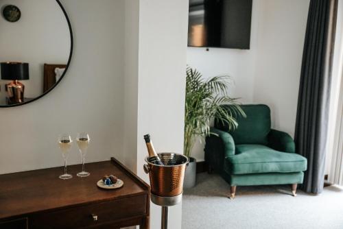 Suite with River View