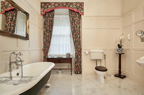Master Suite with Sea View