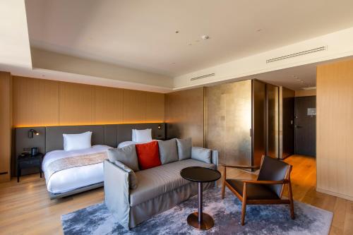 Executive Twin Room with Free Lounge Access