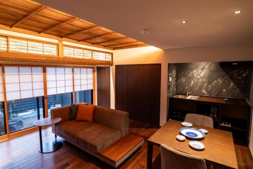 YABANE: Traditional “Machiya” Two-Story Suite with Courtyard, Connecting Room,74sqm, Non-Smoking