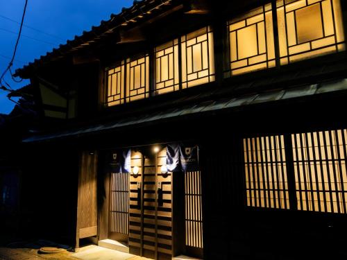 MASU: “Machiya” Two-Story Suite with Separate Tatami Room and Courtyard, 72sqm, Non-Smoking