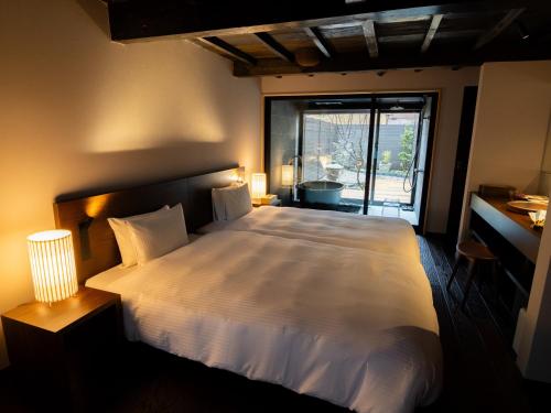 MATSUKAWABISHI: “Machiya” Two-Story Suite with Courtyard and Bath with a View, 65sqm, Non-Smoking