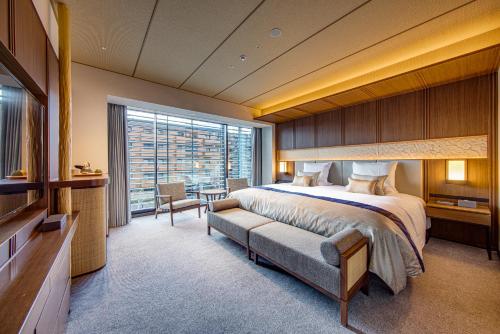 Superior South Double Room