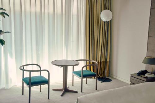 Standard King Room with Lounge Access - designed by Tadao Ando