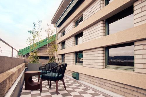 Japanese Balcony King Room with Lounge Access - Former Nintendo Headquarter