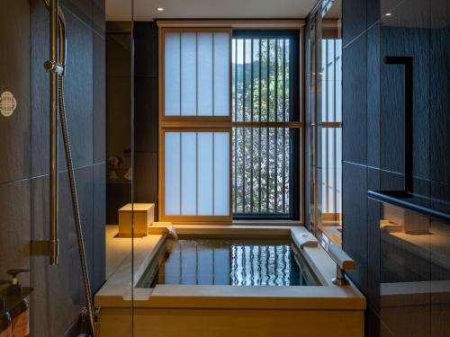 Precious Suite with Hot Spring Bath 