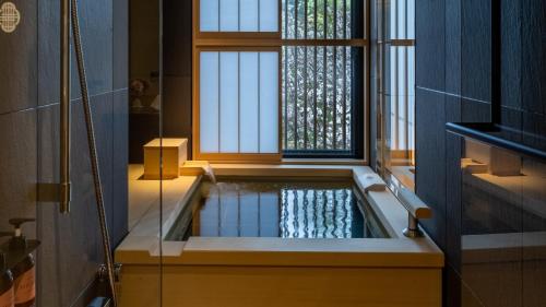 Premium Suite with Hot Spring Bath 