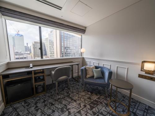 Deluxe Double Room with Shower- Non-Smoking