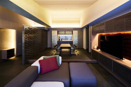 Queen Suite