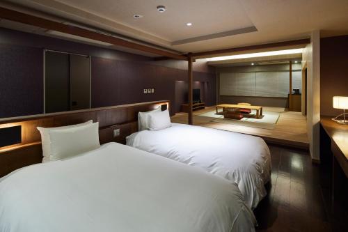 Superior Twin Room with Sea View
