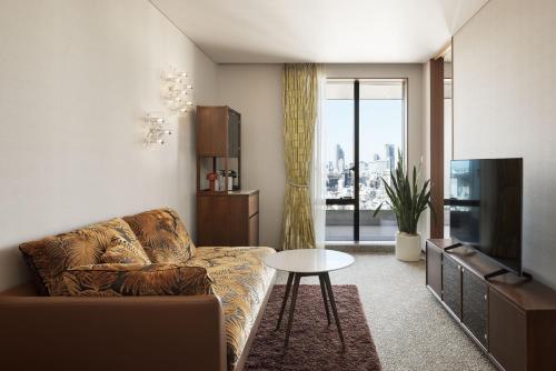 Deluxe Twin Room with City View