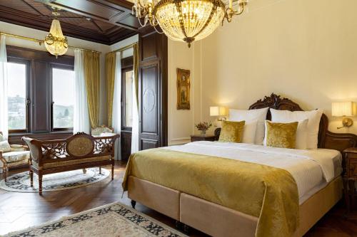 Moselle view, Junior Suite, 1 King, River view
