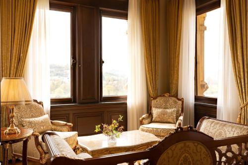 Moselle view, Junior Suite, 1 King, River view